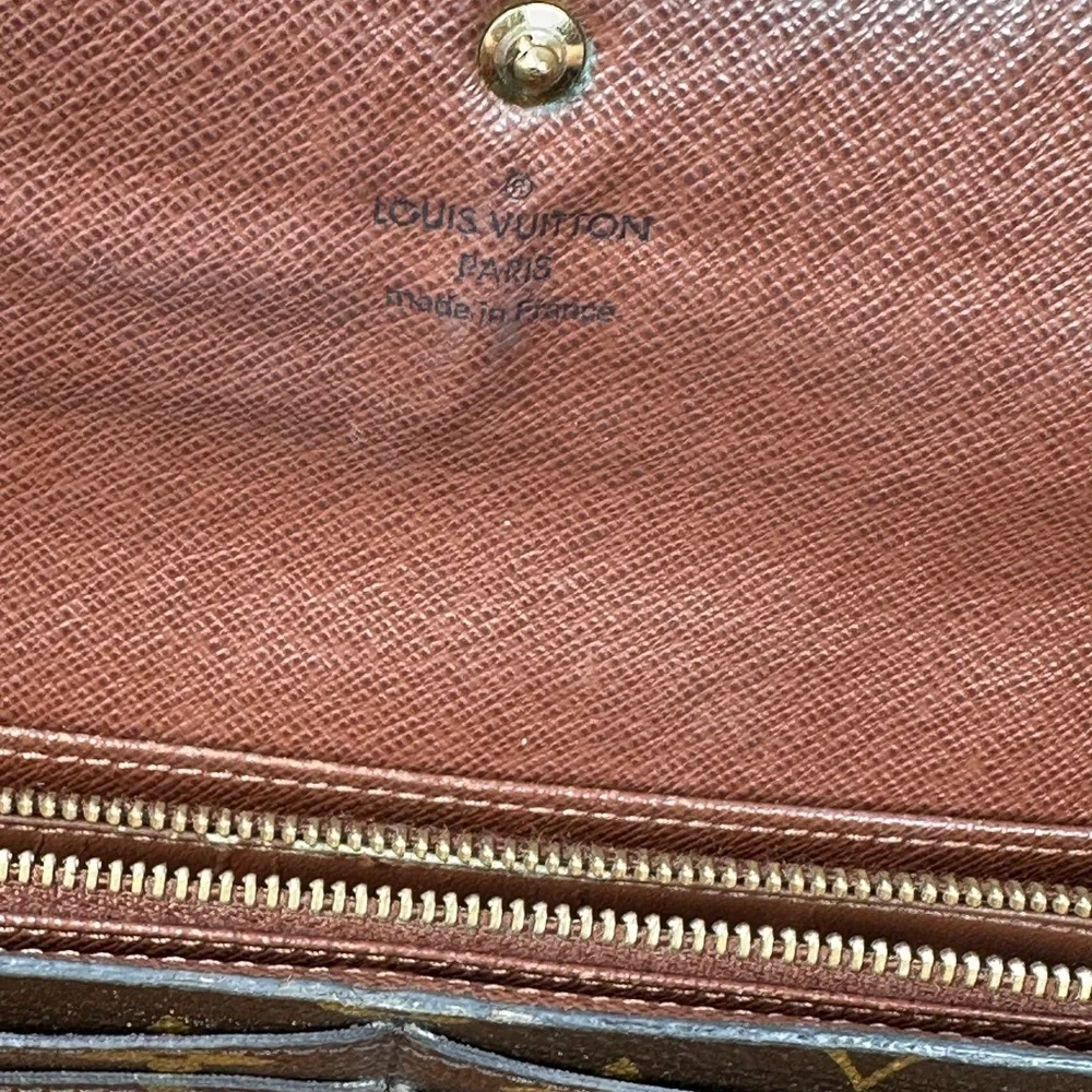 Louis Vuitton Bifold Wallet CT1038